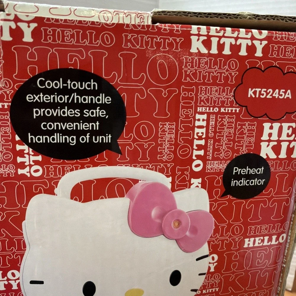 SANRIO HELLO KITTY HOT SANDWICH MAKER #KT5245A NEW IN BOX ~~SEE PICTURES ~~